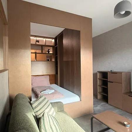 Slavic Spacious By Chors ברטיסלאבה