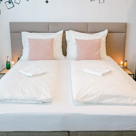 Апартаменты Slavic Spacious By Chors *