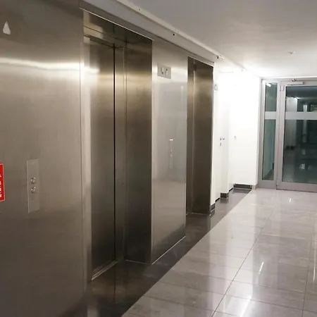 Slavic Spacious By Chors * ברטיסלאבה