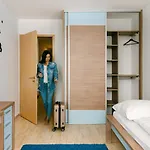 Slavic Spacious By Chors 公寓